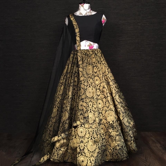 Indian Ethnic Wear - Picture 5 of 16